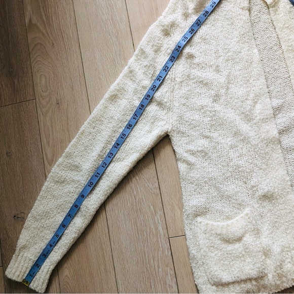 Vintage Bay Club Cream Boucle Oversized Cardigan Size M - Picture 9 of 10